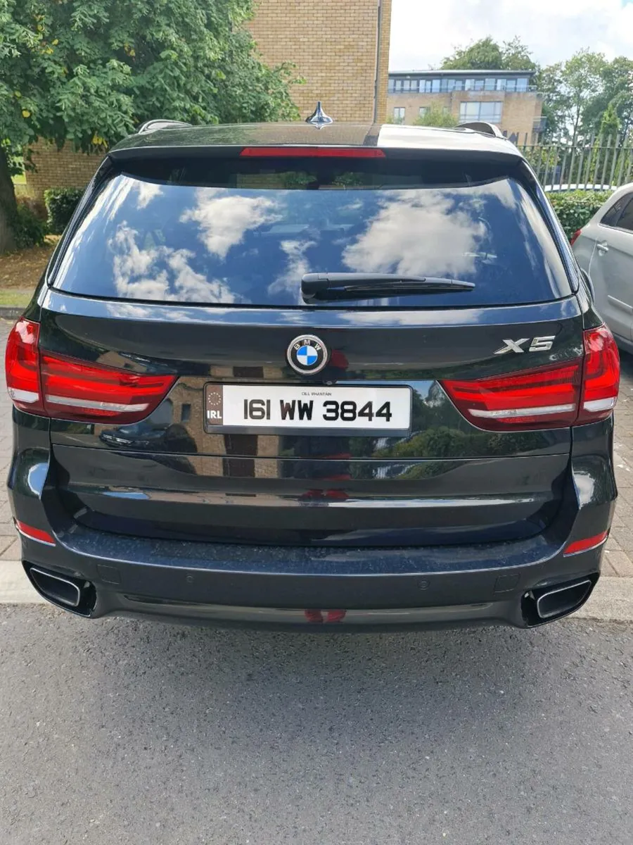 Jeep BMW x5 2016 - Image 2