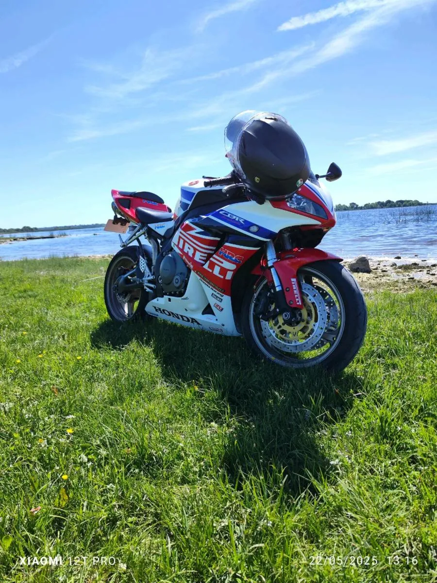 Honda fireblade - Image 1