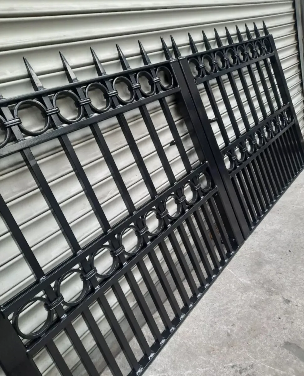 Gates - Image 3
