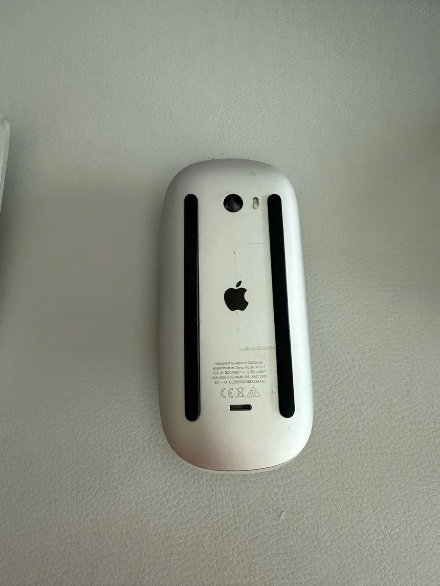 Mac Keyboard and Magic Mouse - Image 4