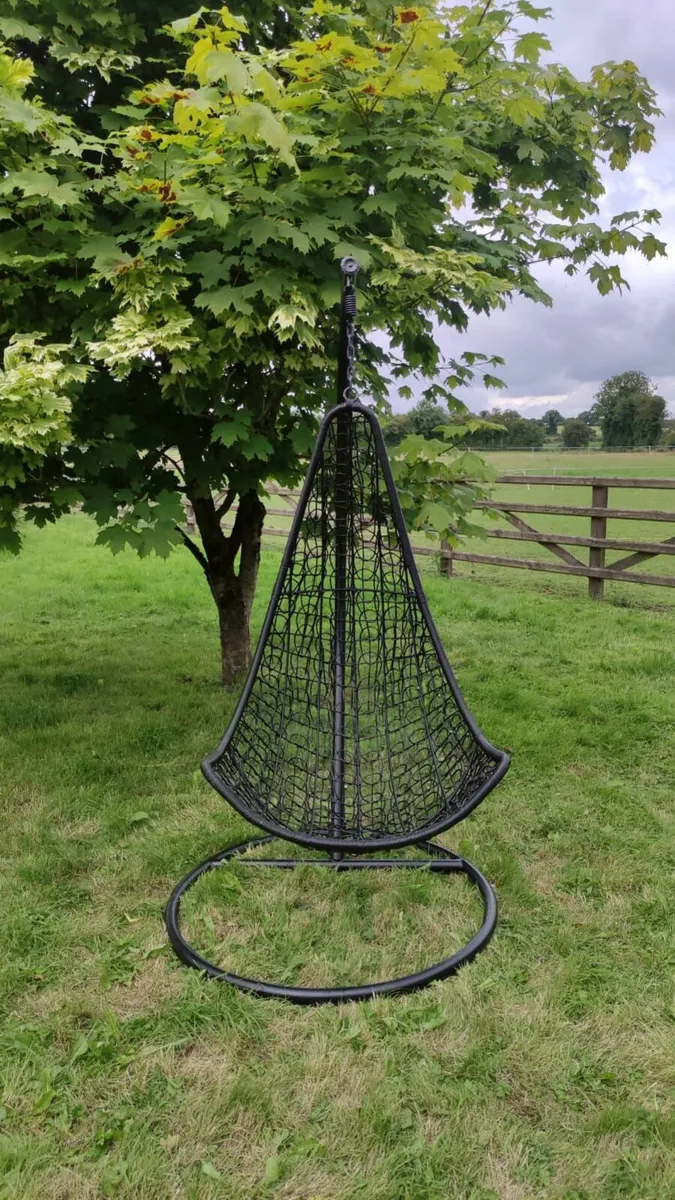 Hanging Swings Eggs – Metal Frame – Free Delivery - Image 4