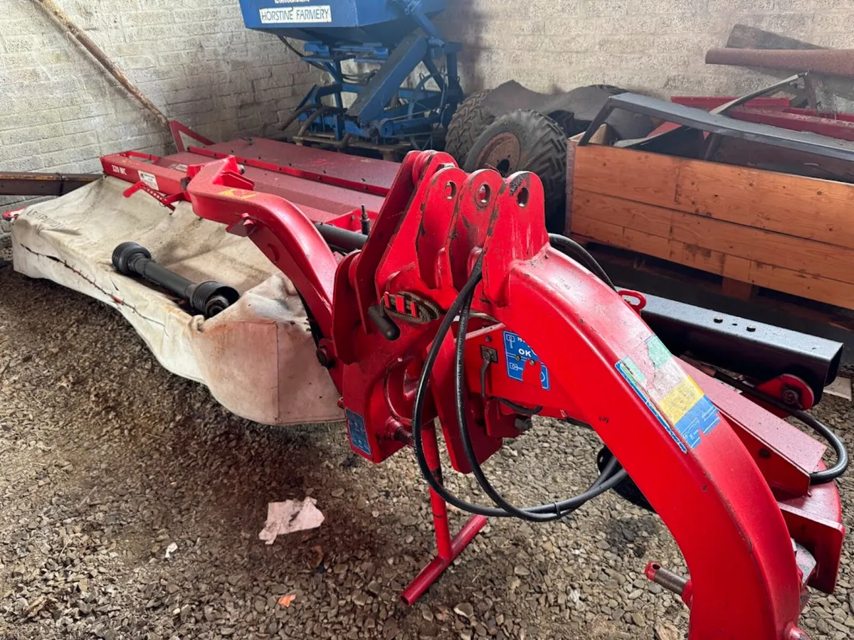 Lely Splendimo 320 Side Mounted Mower - Image 1