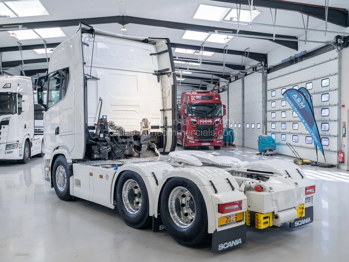 2025 (25) SCANIA 660S V8 HIGHLINE 6X2 TWIN TAG - Image 4