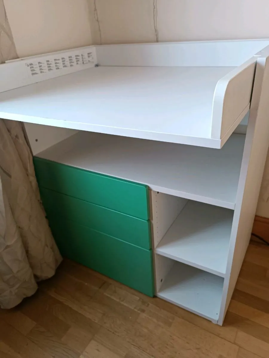 Baby changing table - Image 4