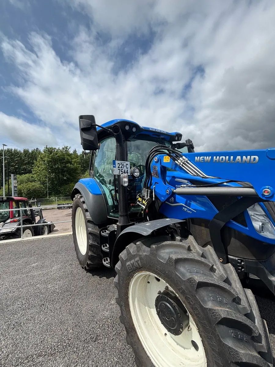 New Holland T5.120 - Image 2