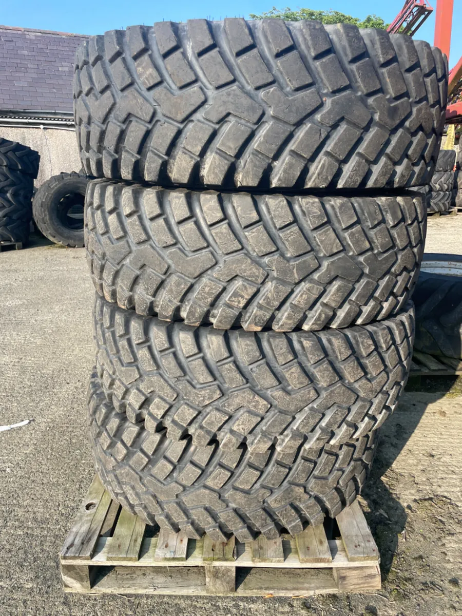 Telehandler tyres - Image 1