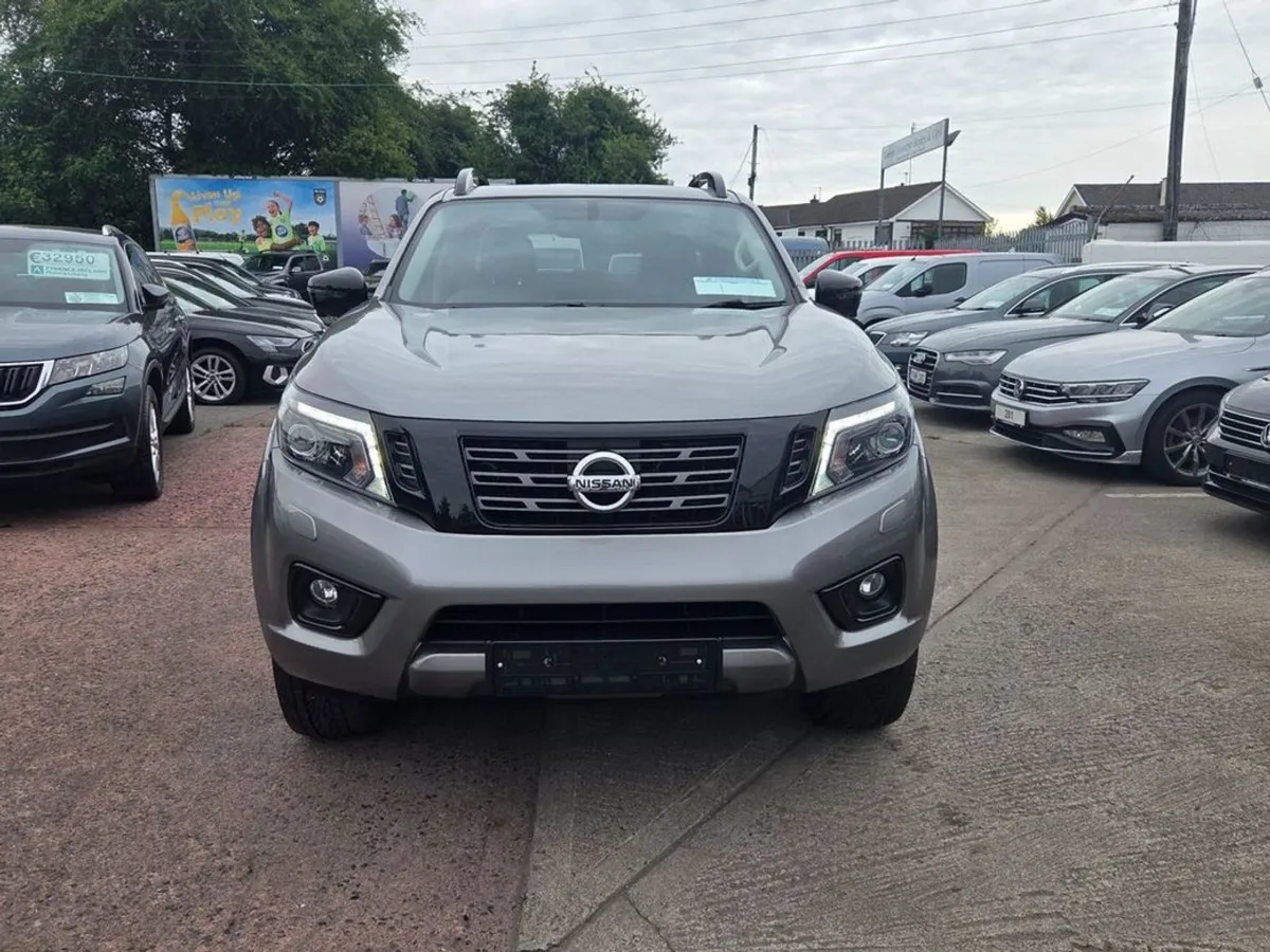 Nissan Navara DCI N-guard SHR DCB - Image 3