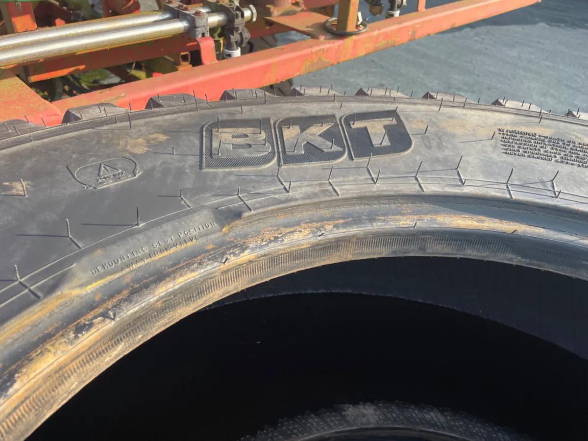 Telehandler tyres - Image 4
