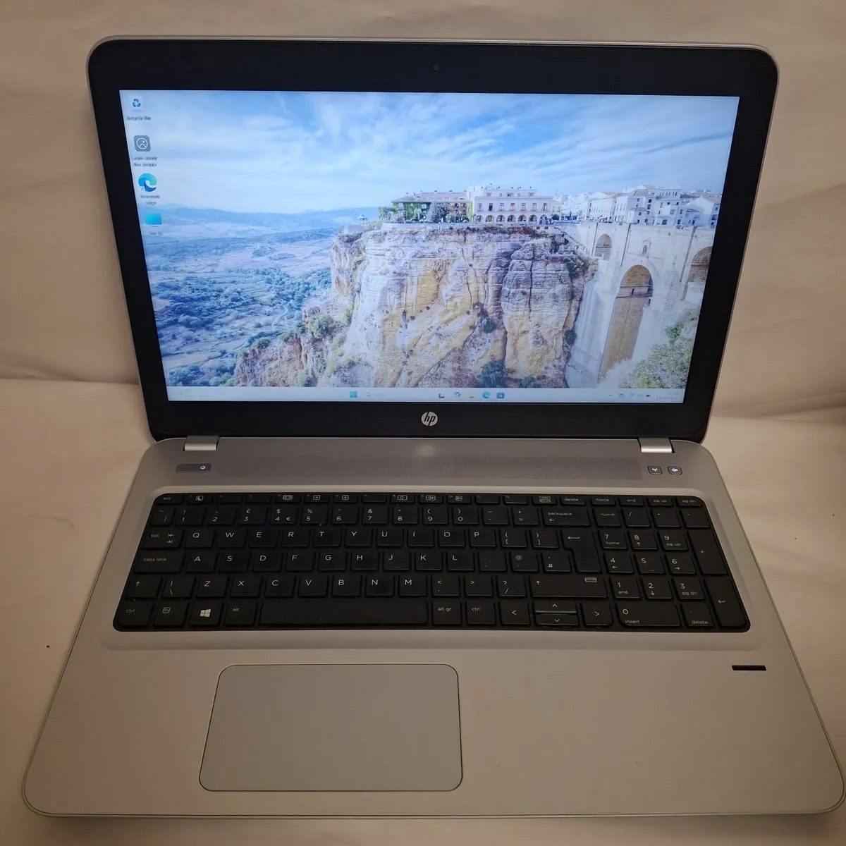 HP ProBook 455 G4 AMD A9-9410 Laptop