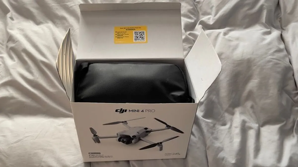 DJI Mini 4 Pro Fly More Combo - Image 2