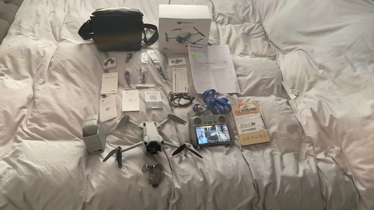 DJI Mini 4 Pro Fly More Combo - Image 4
