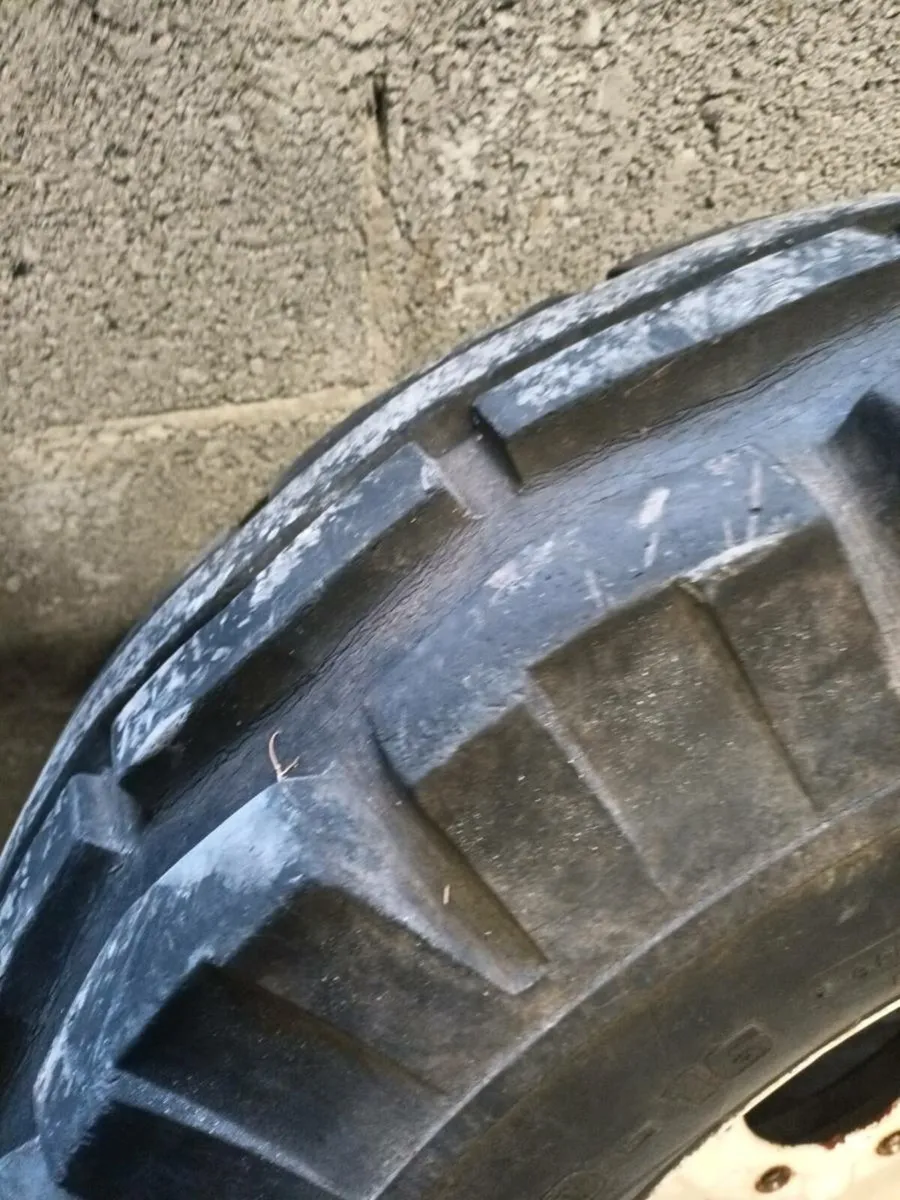 Tractor wheels - Image 4