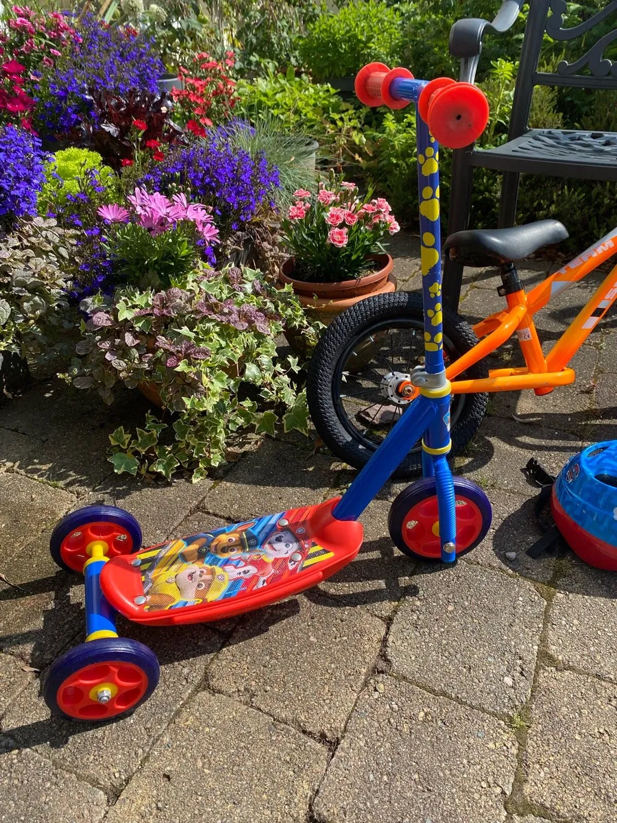 Balance bike, paw patrol scooter and helmet - Image 1