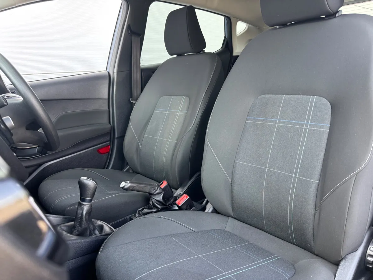 2021 FORD FIESTA 1.1i 75 BHP ZETEC ONLY 13,000 KMS - Image 4
