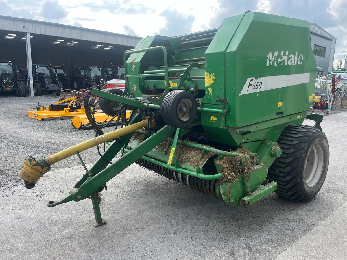 2009 McHale F550 Round Baler - Image 1