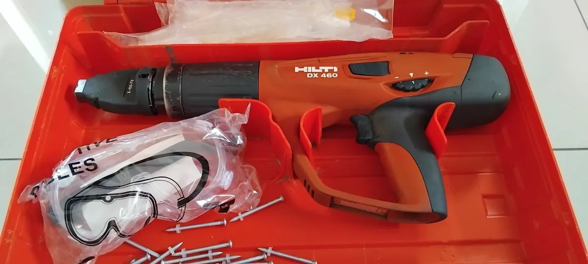 Hilti DX 460 F8 Powder-actuated tool "Serviced" - Image 1