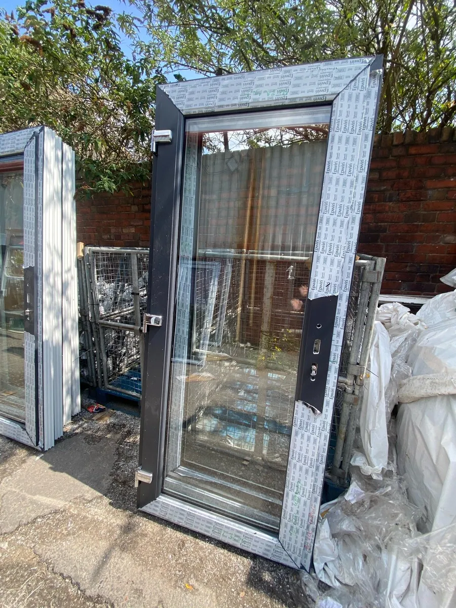 PVC door - Image 4