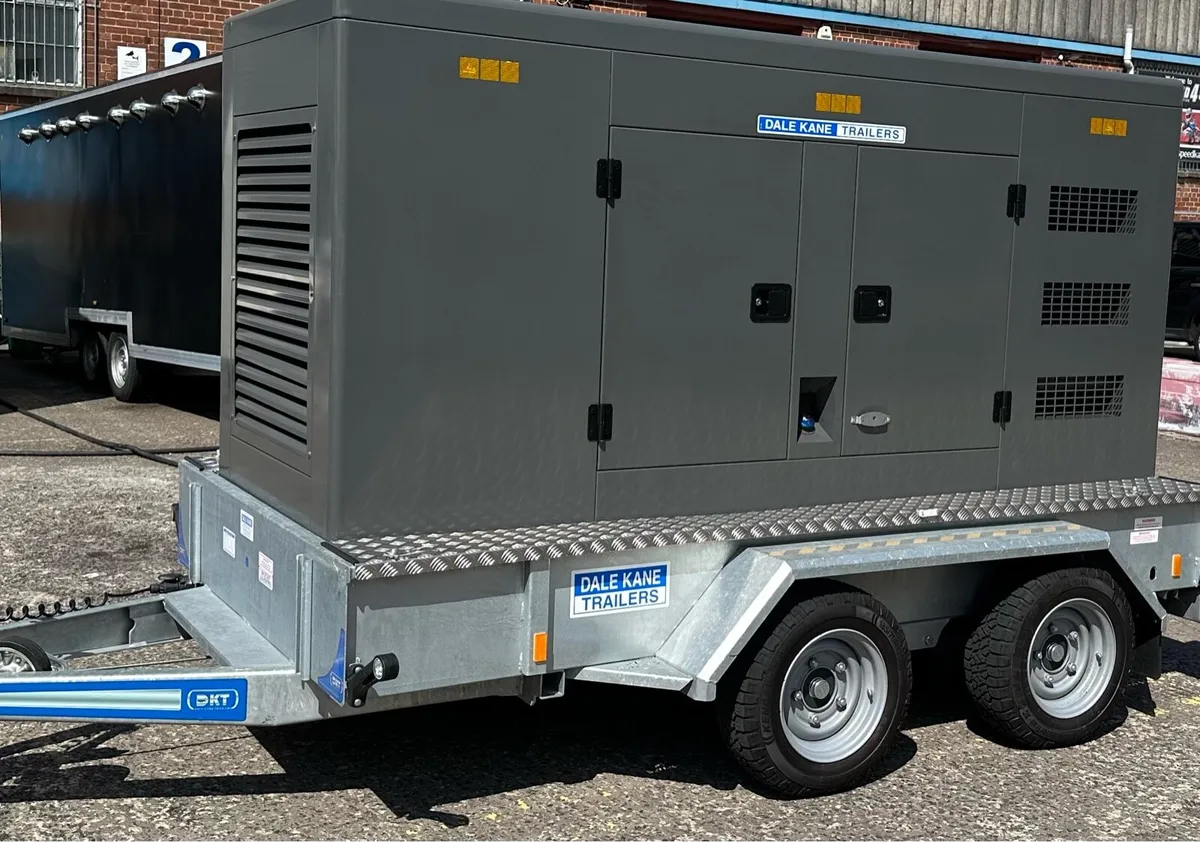 200KVA 3 Phase Easy Tow Generator - Image 2