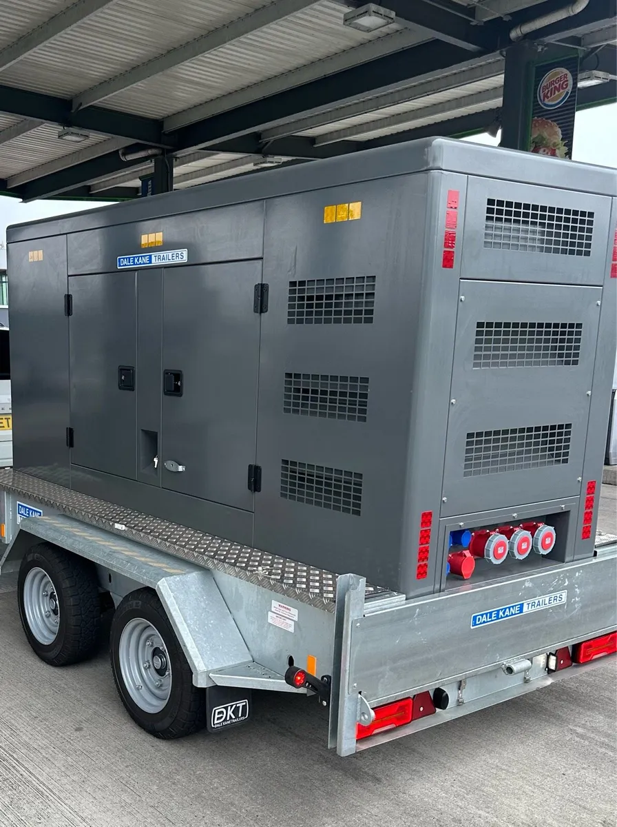 200KVA 3 Phase Easy Tow Generator - Image 3