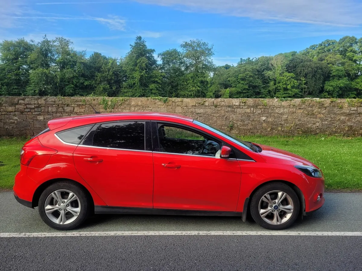 Ford Focus 2012 - Image 1