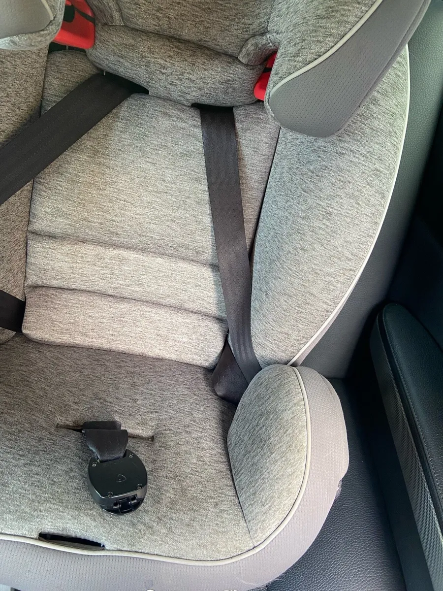 Joie infant car seat - Image 4