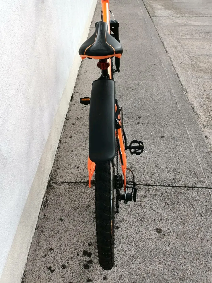 Childs bicycle - Image 4