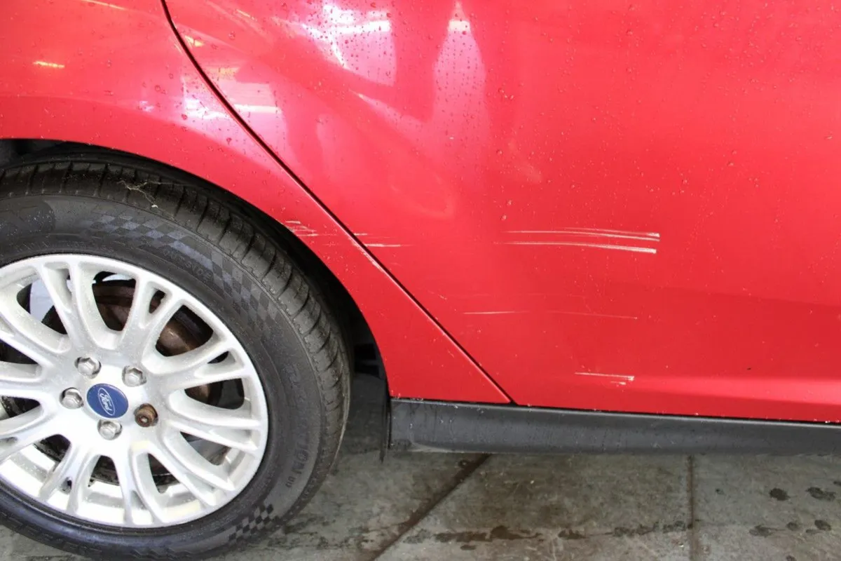 Ford Focus 1.6 Tdci 95 PS Titanium - Image 4