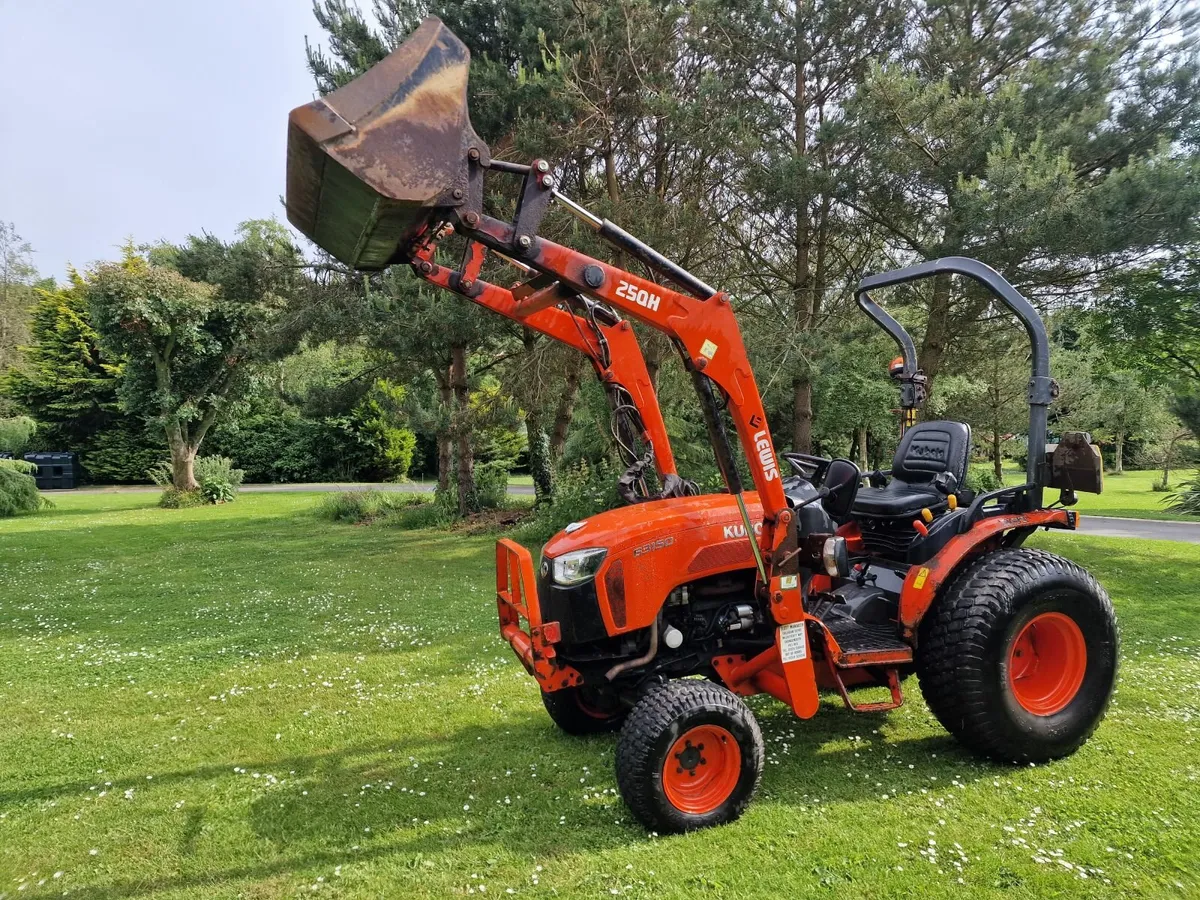 Kubota B3150 Compact Tractor - Image 2