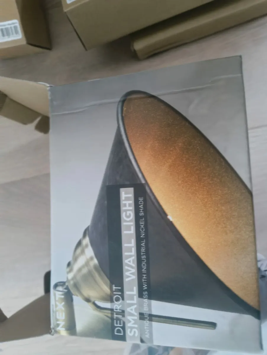 Brass Wall lights - Image 3