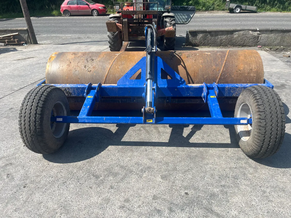 Watson 2022 3m x 36” x 15mm Rear Hydraulic Roller - Image 4