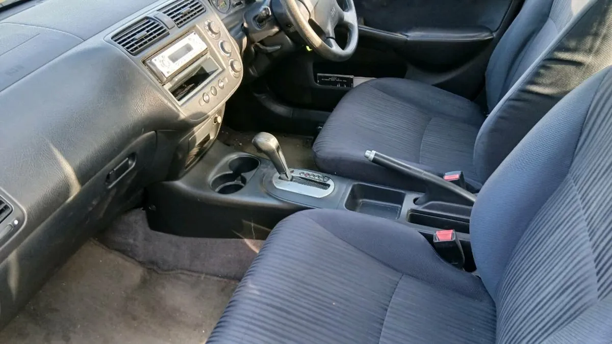 02 Honda civic 1.4 AUTOMATIC - Image 4