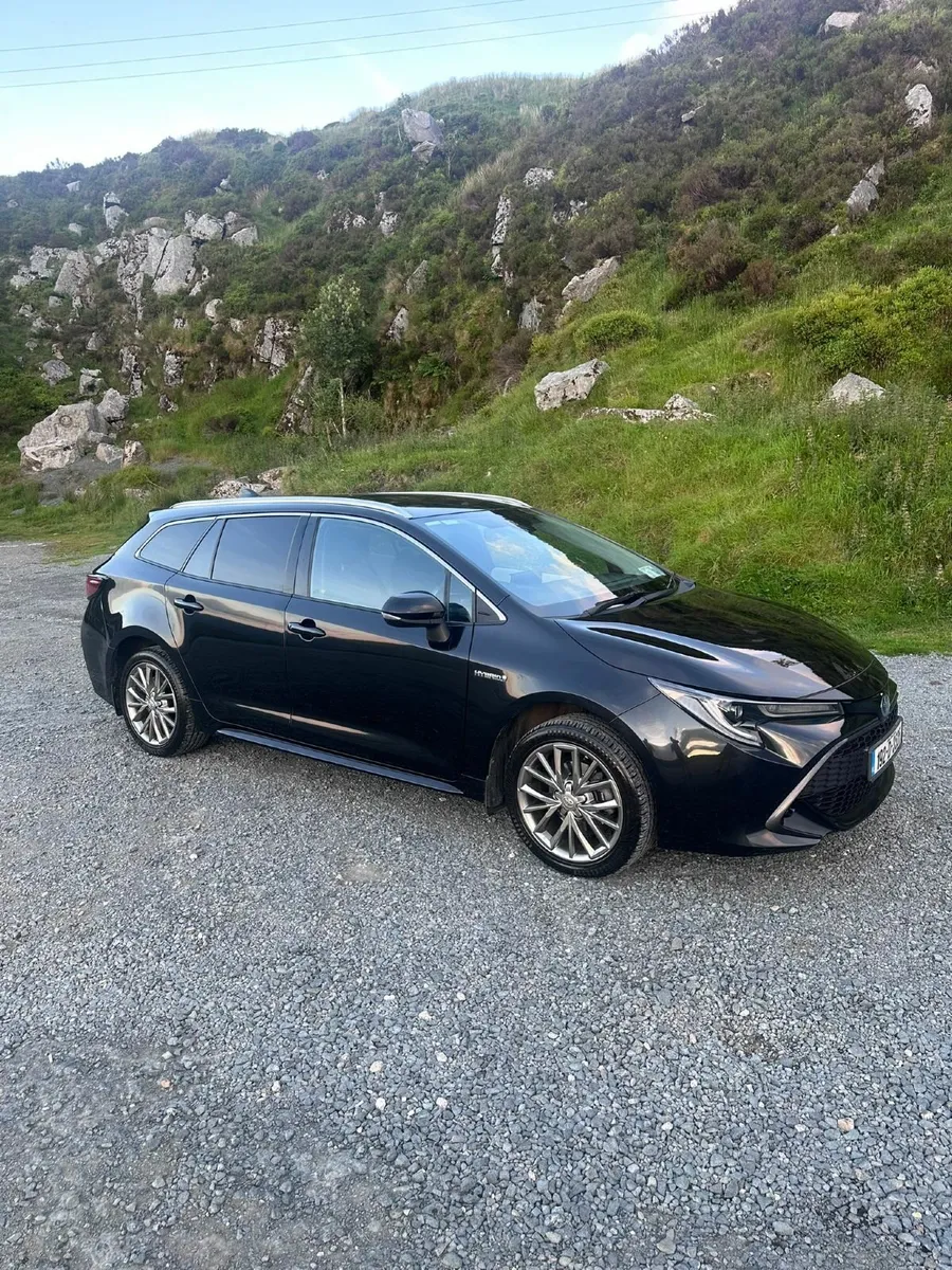 Toyota Corolla Touring Sports 2019 - Sol Edition - Image 1