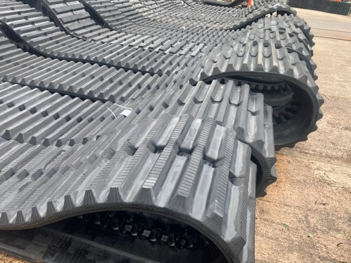 Crawler Dumper Tracks At @ Undercarriage Ireland - Image 3