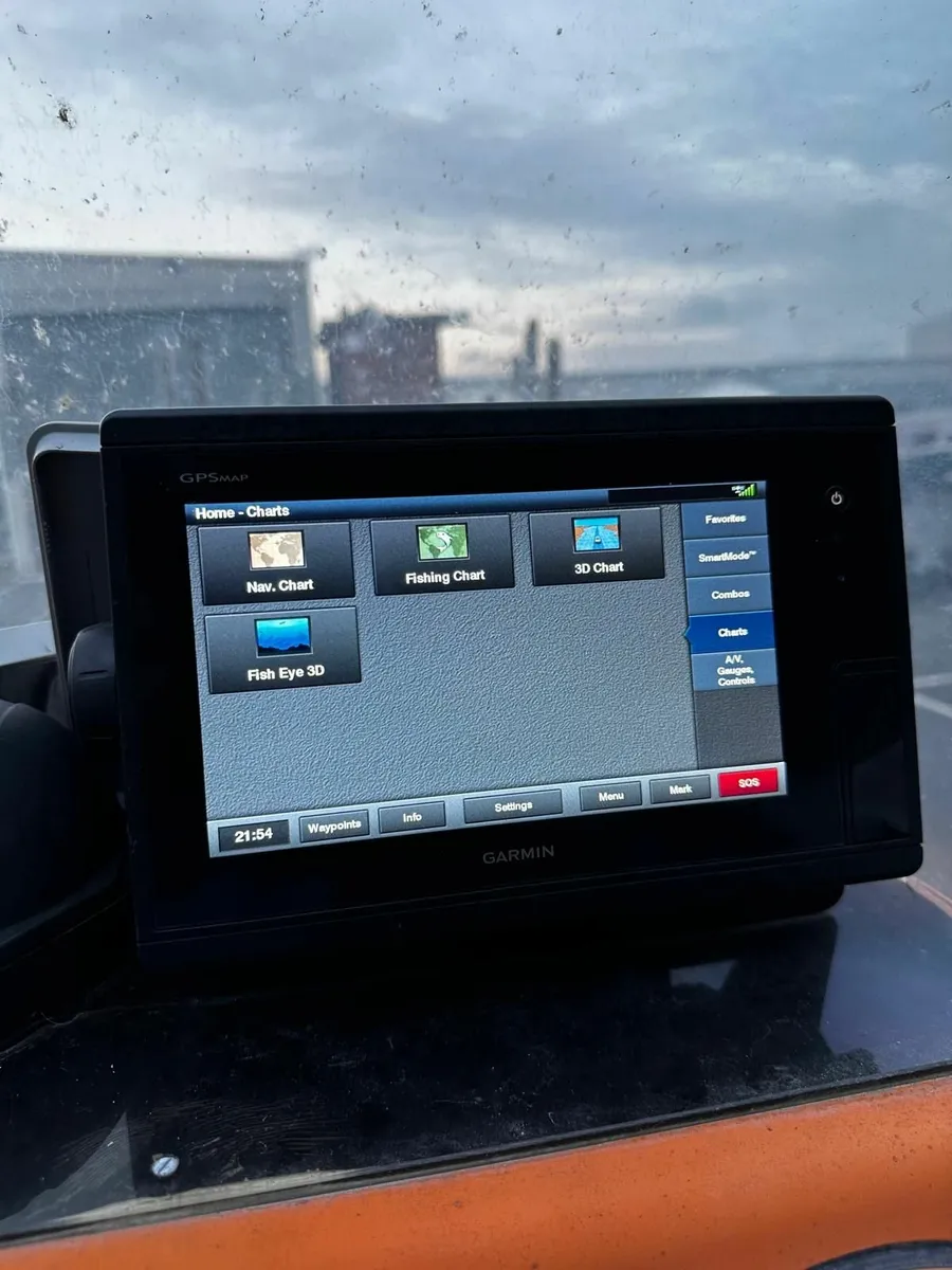 Garmin GPSMAP 7408 - Image 4