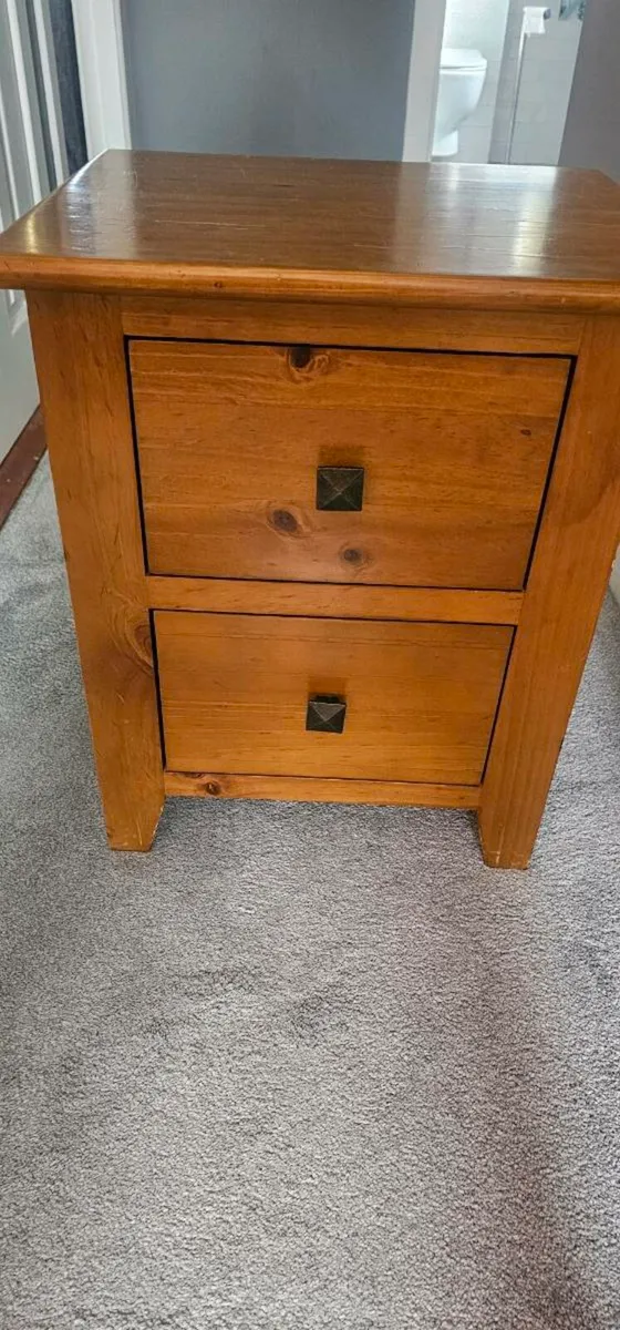 Link Dank Bedside Locker - Image 2