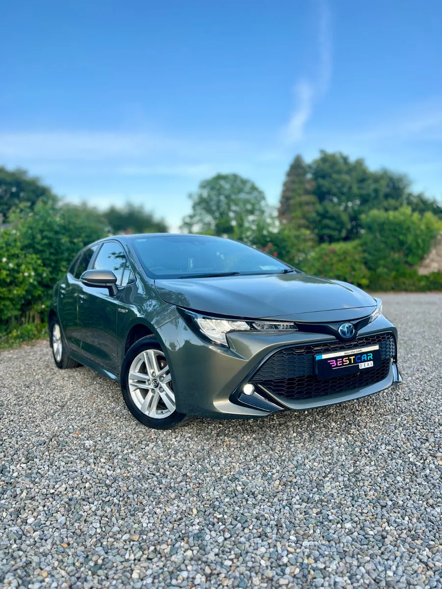 2019 Toyota Corolla 1.8 Luna Hybrid Automatic - Image 2