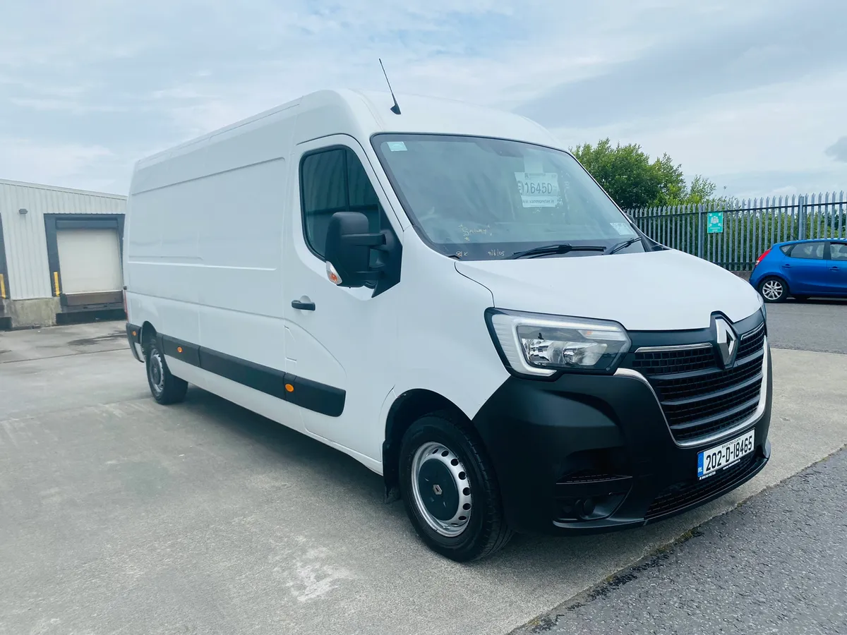 202 Renault Master L3 MWB €16,450 + VAT - Image 3