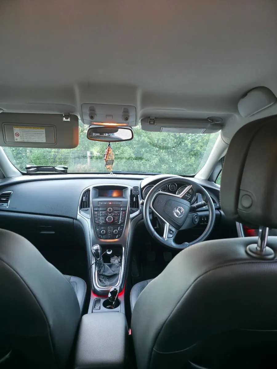 Vauxhall Astra 2012