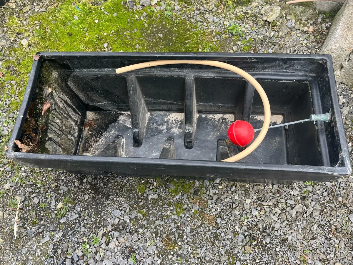 Cold water cistern - Image 2