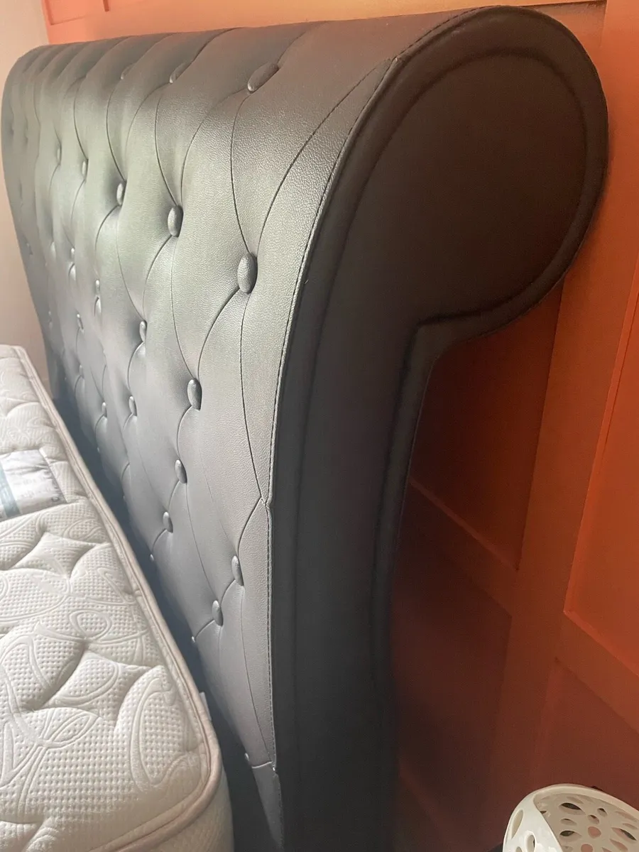 FREE Kingsize Bed & Mattress - Image 2
