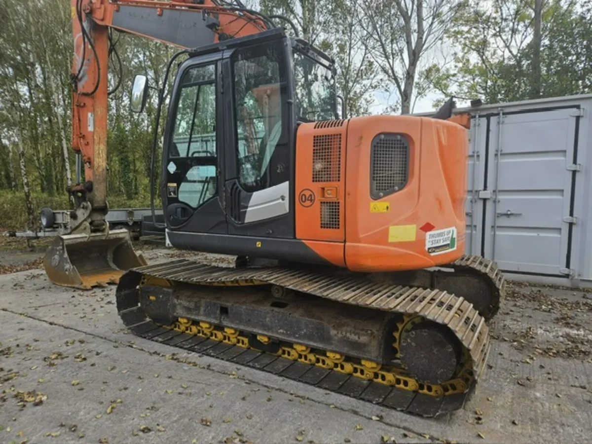 Hitachi Solutions @ Undercarriage Ireland - Image 1