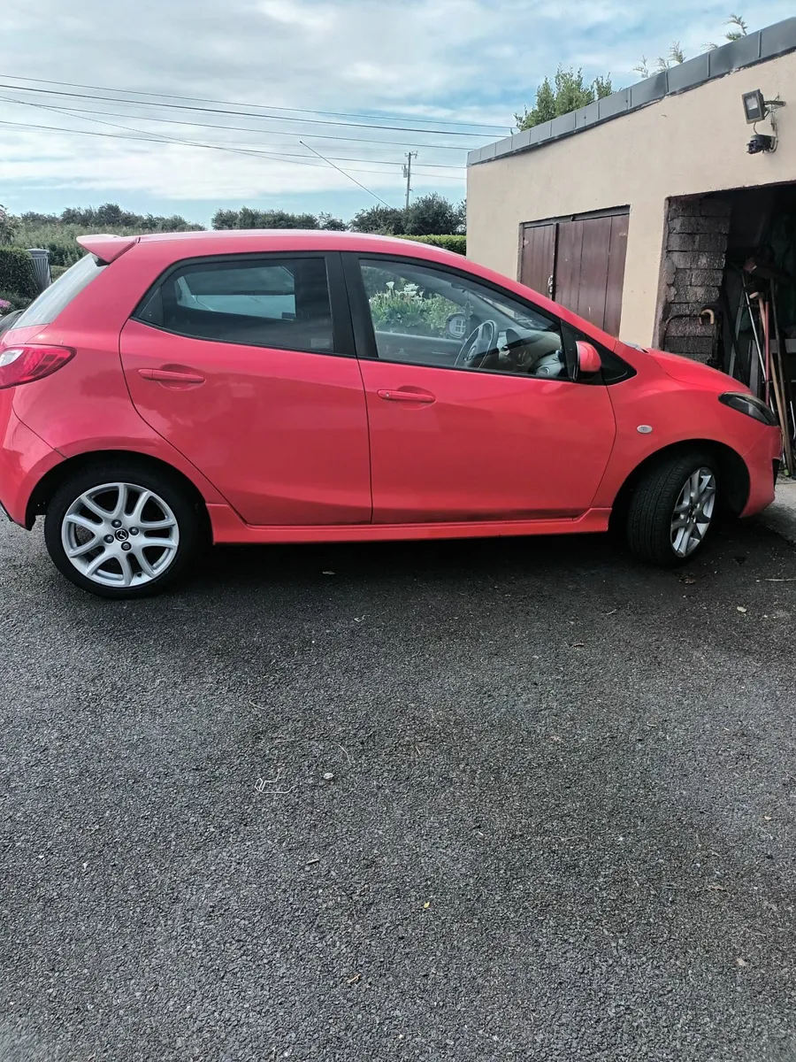 Mazda Mazda2 2014 - Image 4