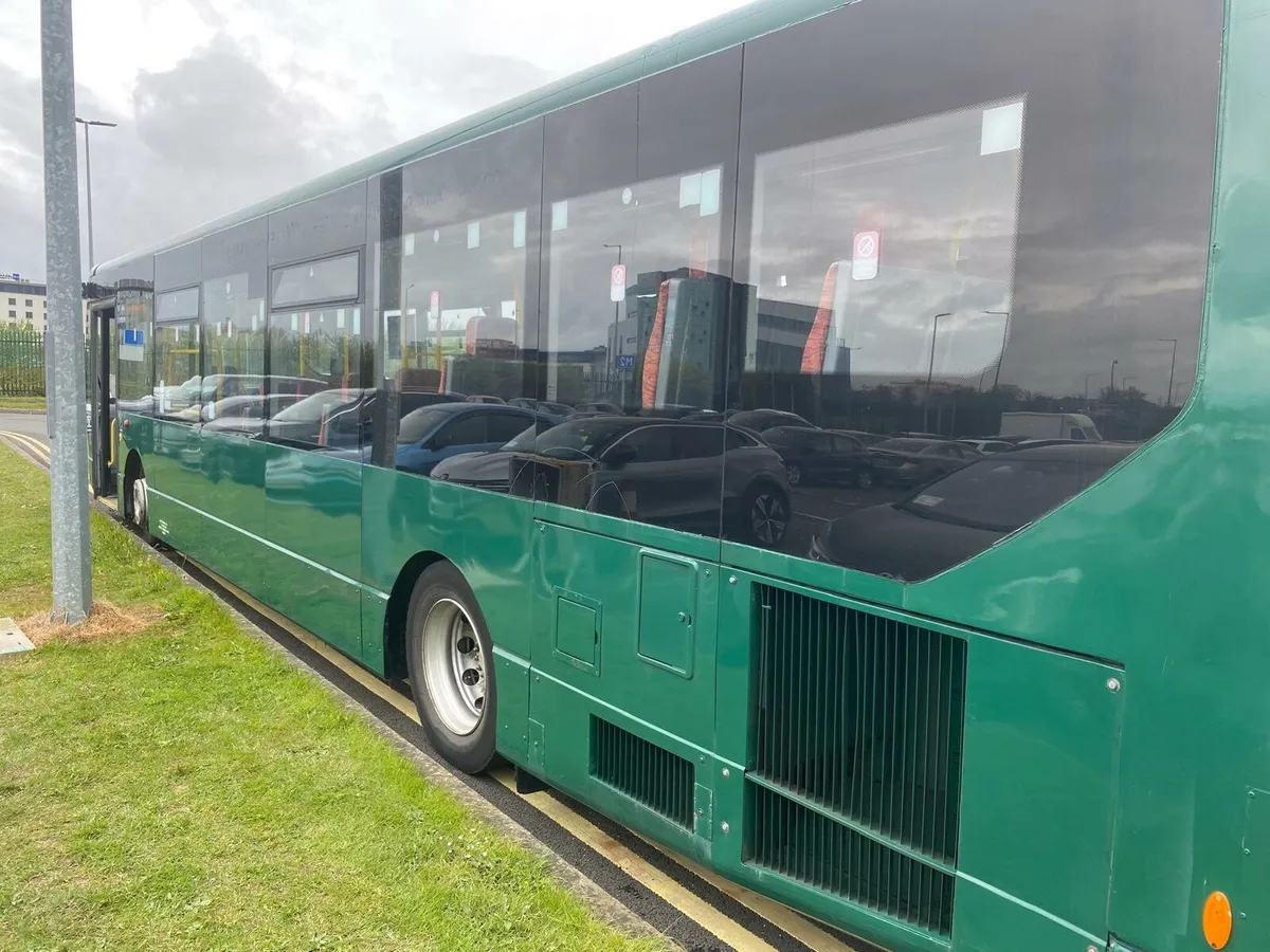 Volvo B7RLE Plaxton Centro 07 brand new test - Image 1