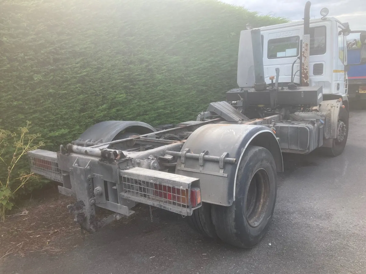 Iveco tipper - Image 4
