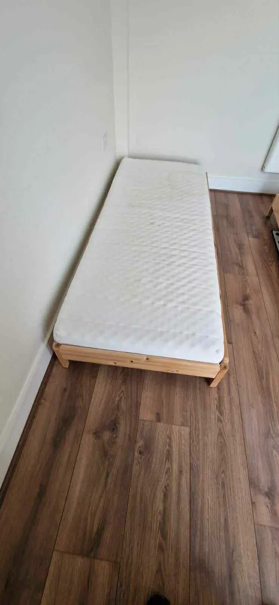 beds - Image 1