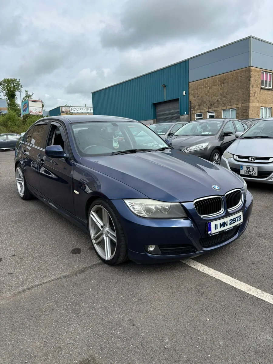 BMW 3 SERIES 320D - Image 2
