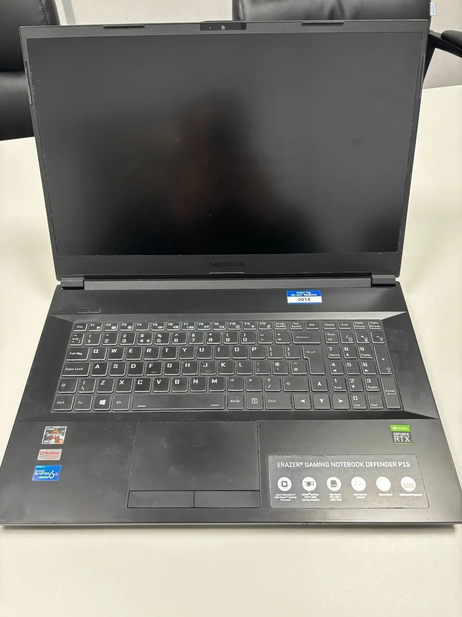 Medion Erazer Defender P15 (Ryzen 5 5600H) - Image 2