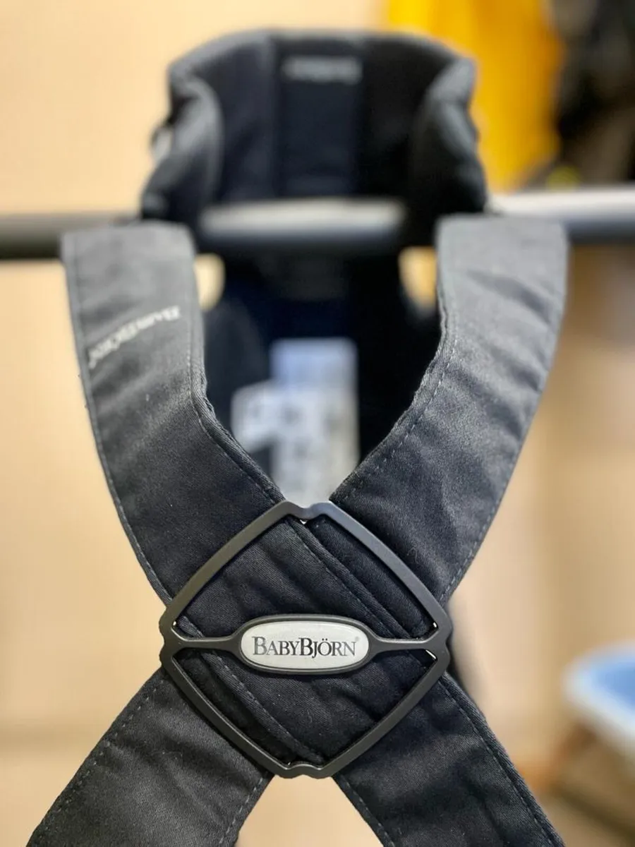 Babybjorn sling - Image 1