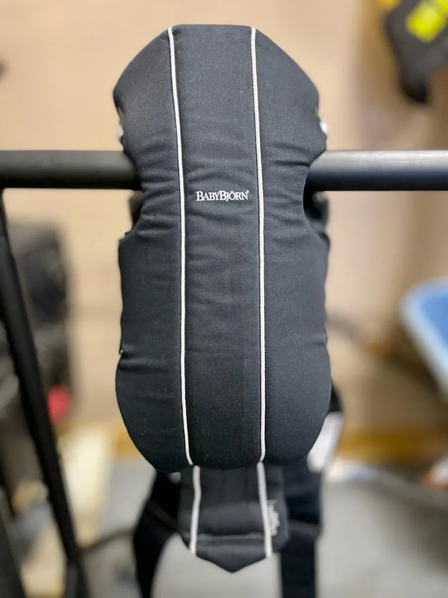 Babybjorn sling - Image 4