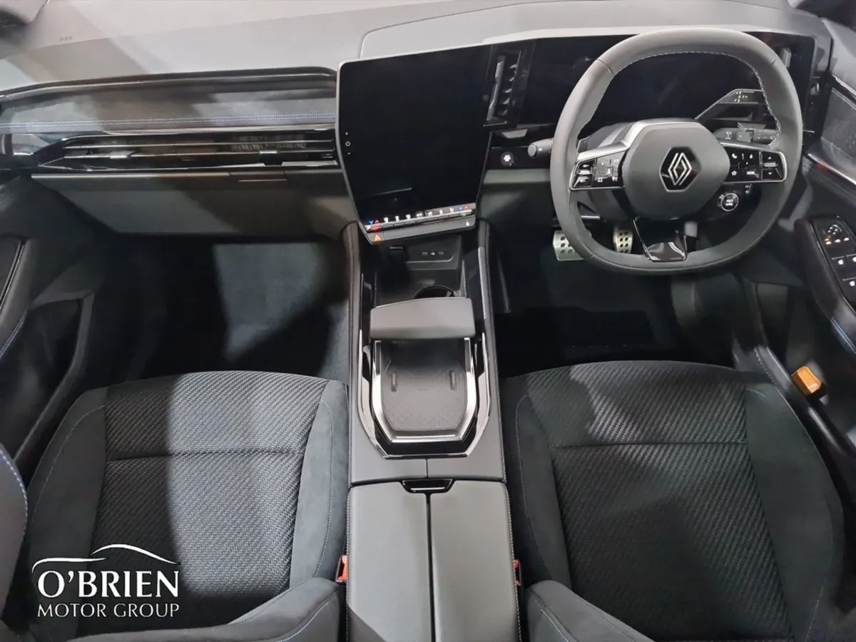 Renault Austral E-tech Hybrid 200 Iconic Esprit A - Image 2